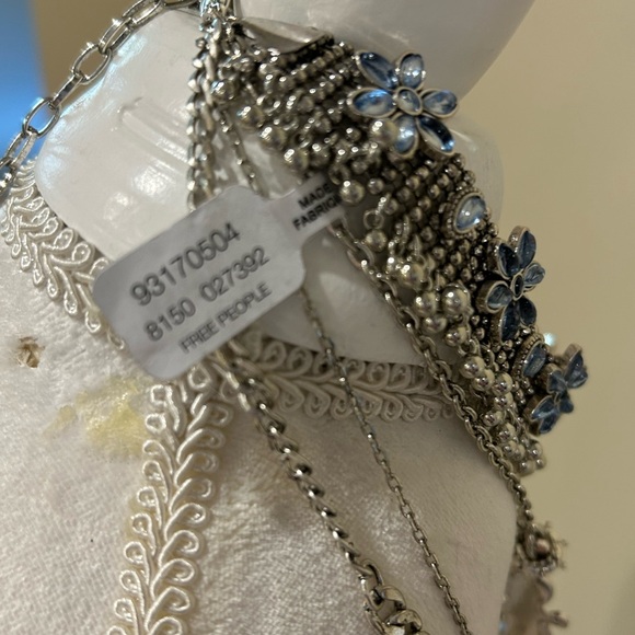 Free People marked Ariano Ost blue flowers with bead fringe 6 charms fairycore - Picture 9 of 9